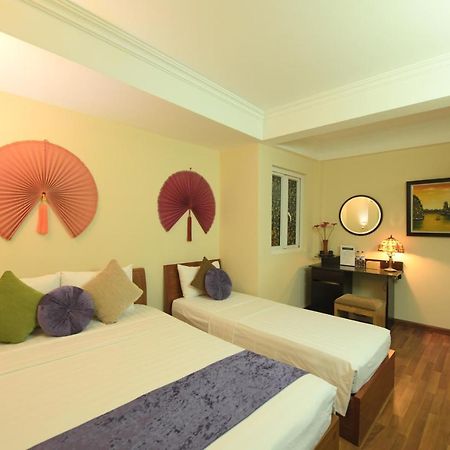 Holiday Lakeview Hotel Hanoi Exterior foto