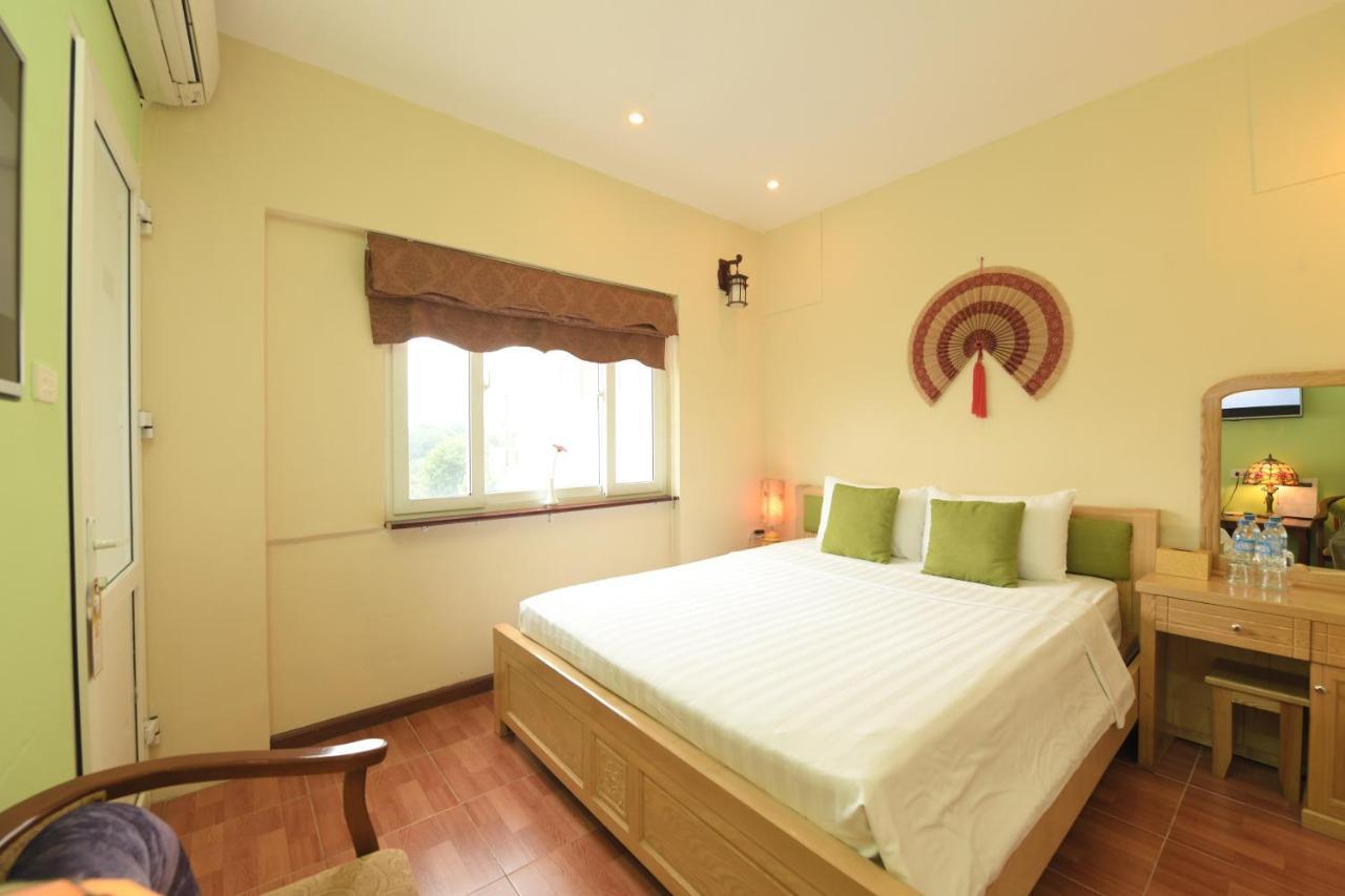 Holiday Lakeview Hotel Hanoi Exterior foto