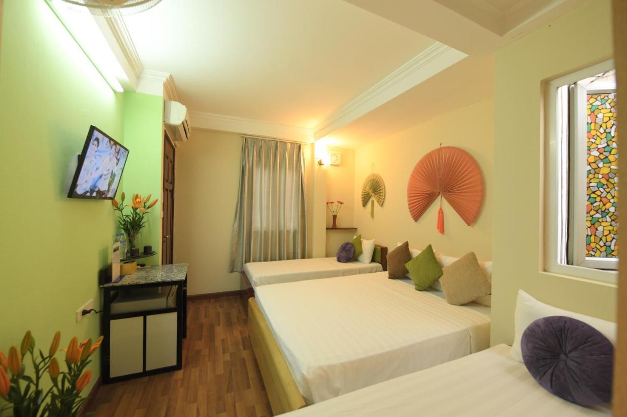 Holiday Lakeview Hotel Hanoi Exterior foto